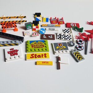 Lego Signs, Flags & More